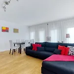 Διαμέρισμα Portucale ! Modern 2br Flat With Garage *