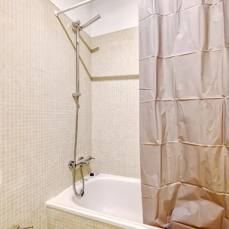 شقة Portucale ! Modern 2br Flat With Garage